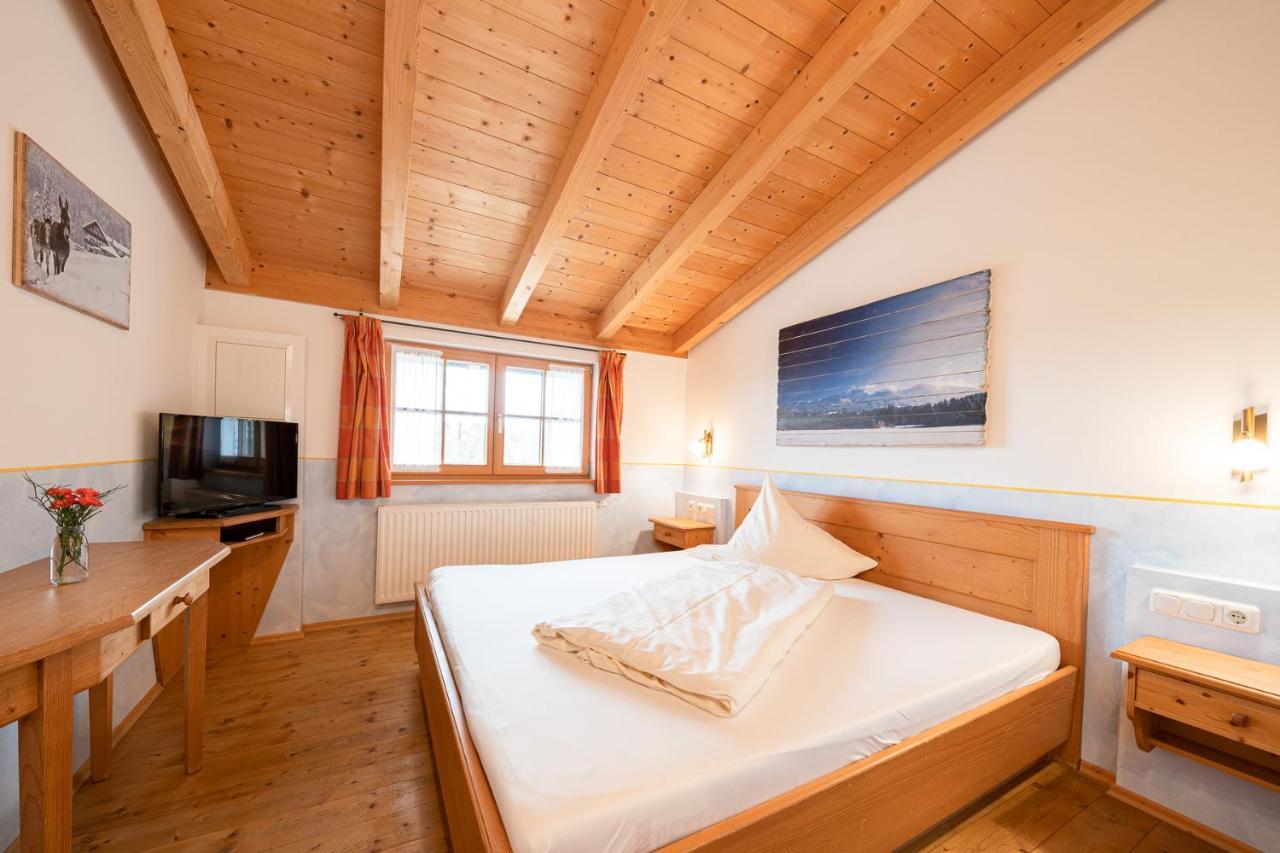 Berggasthof Hotel Duftbraeu I Ruhige Alleinlage I Mitten Im Gruenen Samerberg Ngoại thất bức ảnh