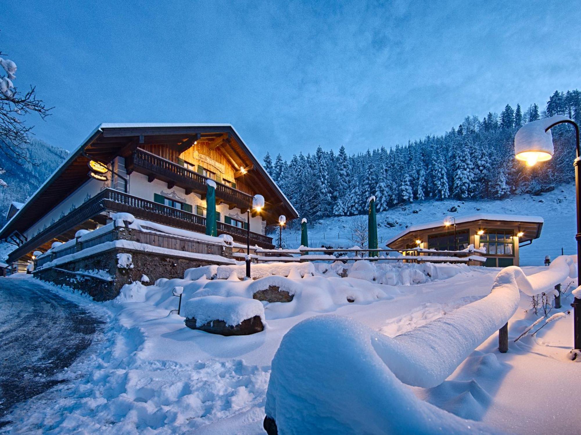 Berggasthof Hotel Duftbraeu I Ruhige Alleinlage I Mitten Im Gruenen Samerberg Ngoại thất bức ảnh