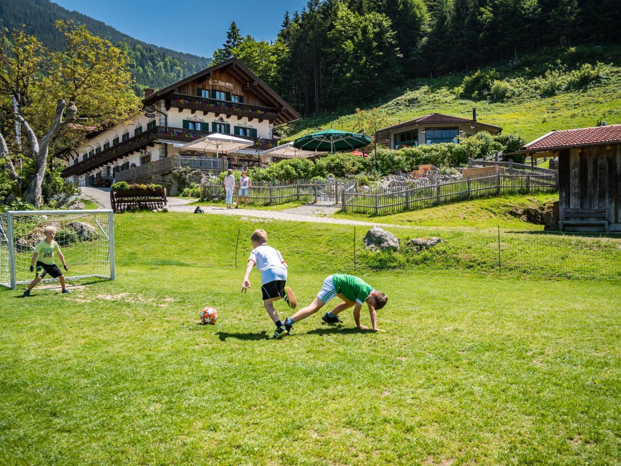 Berggasthof Hotel Duftbraeu I Ruhige Alleinlage I Mitten Im Gruenen Samerberg Ngoại thất bức ảnh
